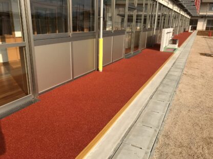 ゴムチップ舗装　ソフトグラウンド