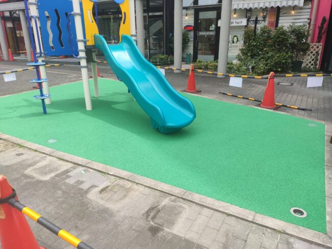 ゴムチップ舗装