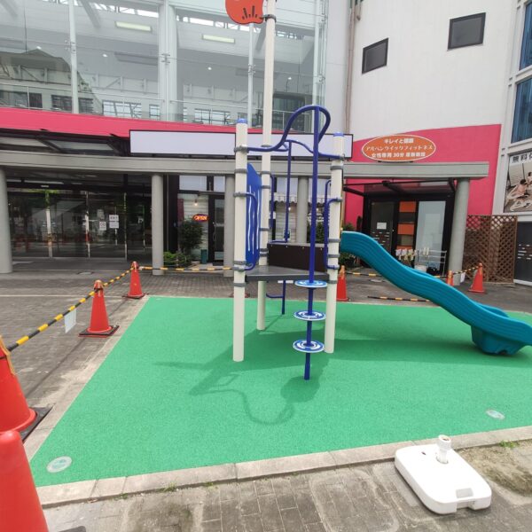 ゴムチップ舗装