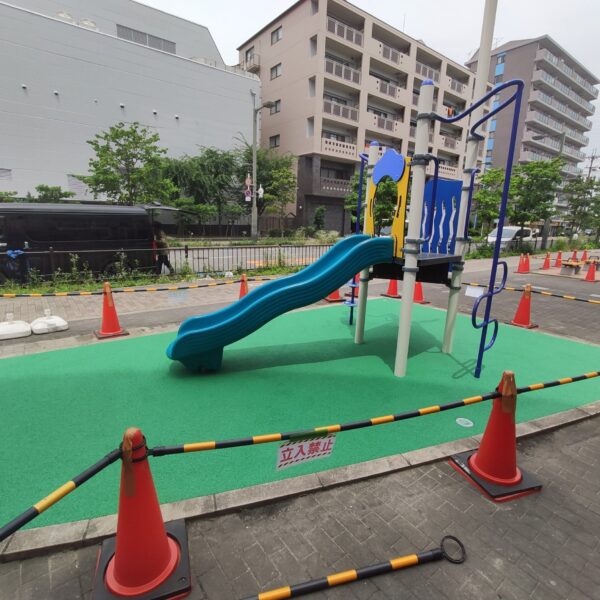 ゴムチップ舗装