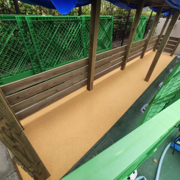 ゴムチップ舗装