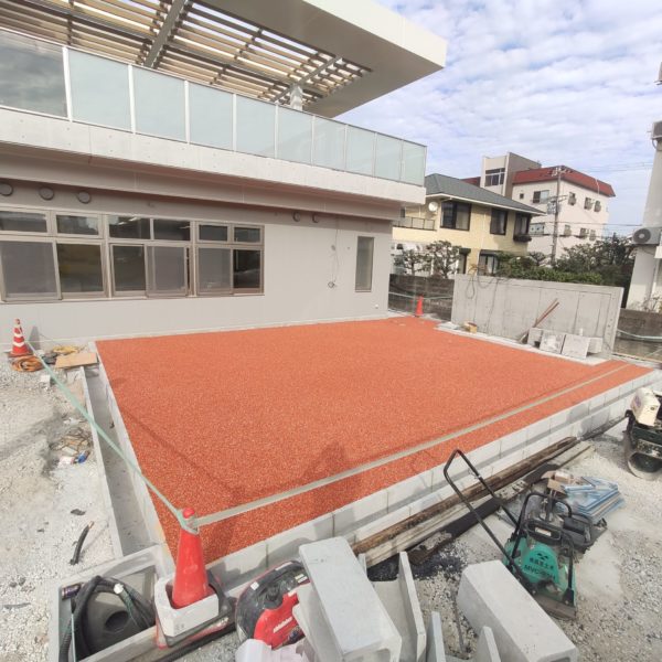 ゴムチップ舗装