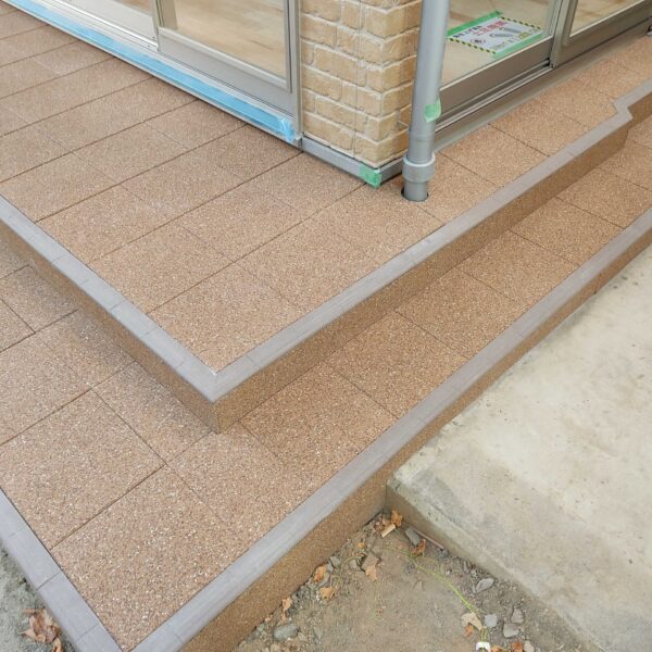 ゴムチップ舗装