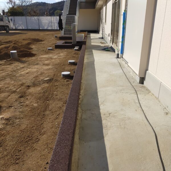 ゴムチップ舗装