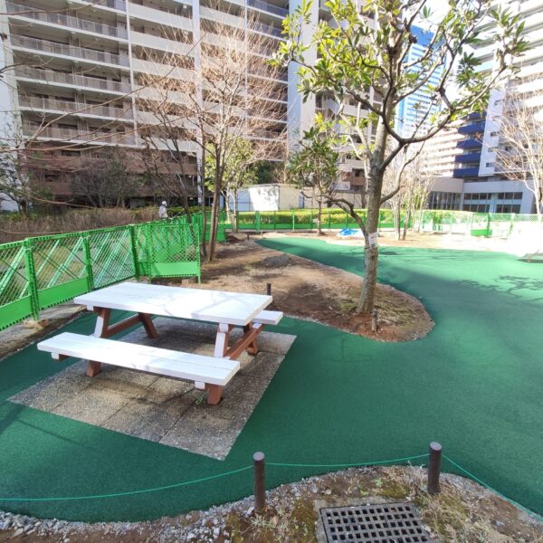 東京都マンション ゴムチップ舗装