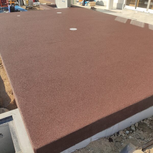 ゴムチップ舗装