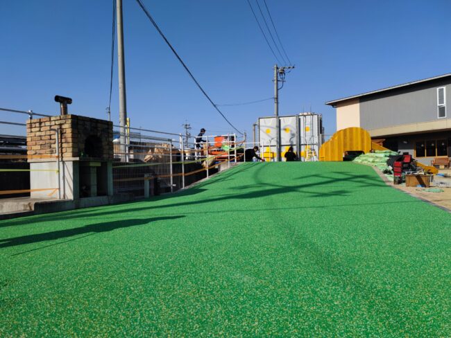 ゴムチップ舗装