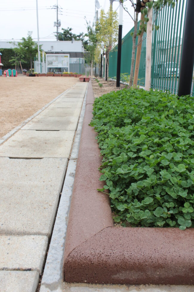 ゴムチップ舗装