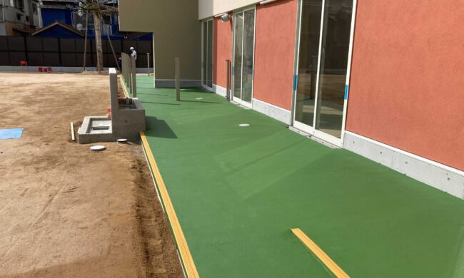 ゴムチップ舗装