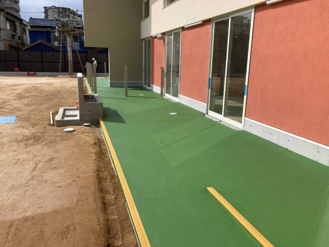 ゴムチップ舗装