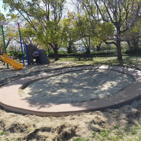 ゴムチップ舗装