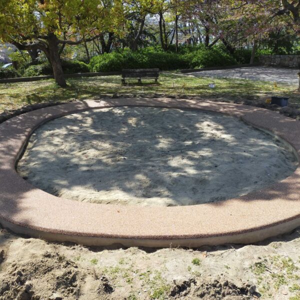 ゴムチップ舗装