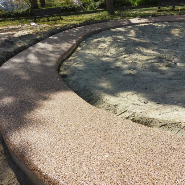ゴムチップ舗装