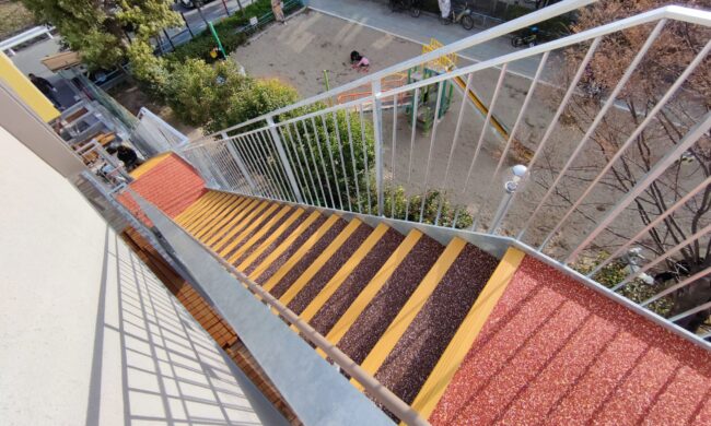 ゴムチップ舗装