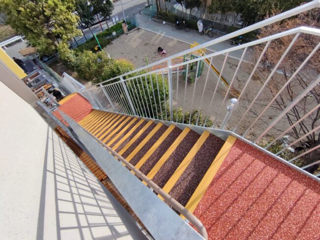 ゴムチップ舗装