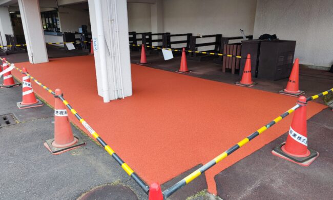 ゴムチップ舗装