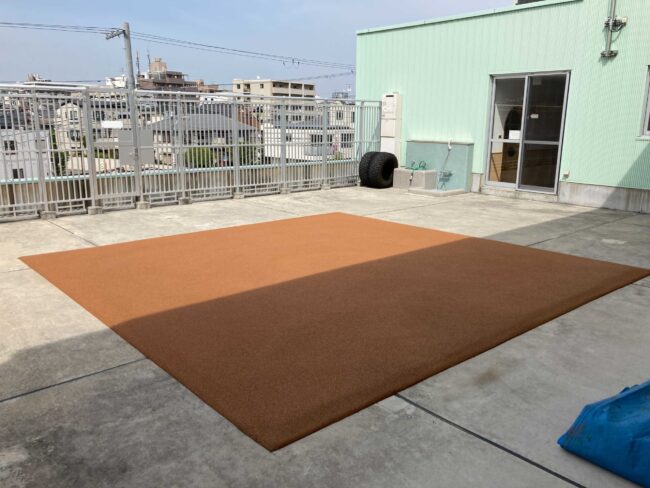 ゴムチップ舗装