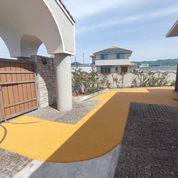 ゴムチップ舗装