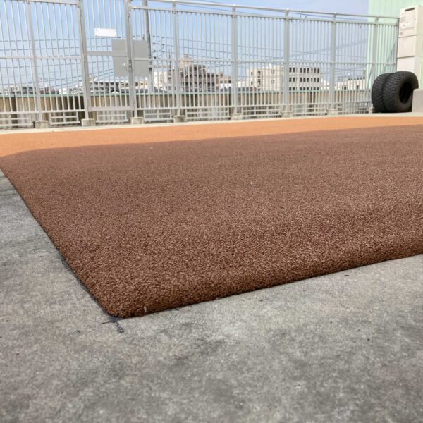 ゴムチップ舗装