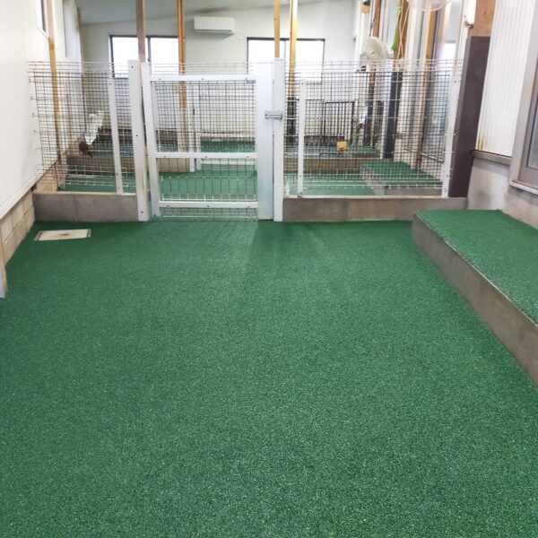 ゴムチップ舗装