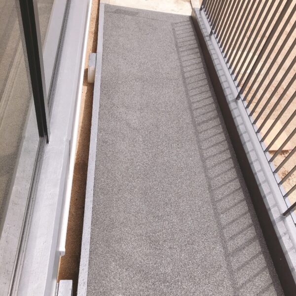 ゴムチップ舗装