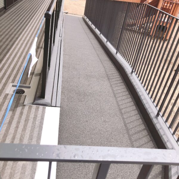 ゴムチップ舗装