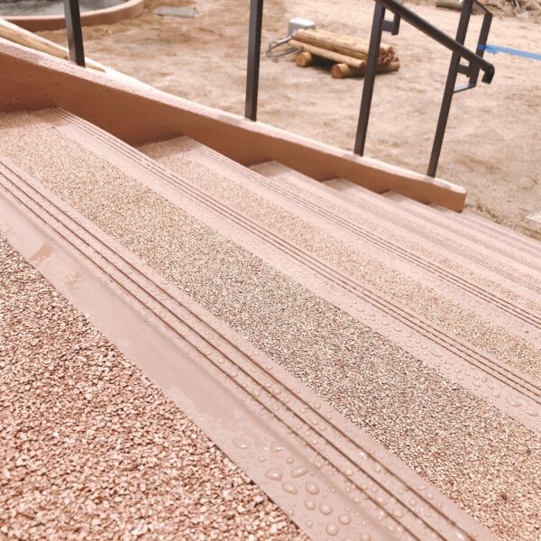 ゴムチップ舗装