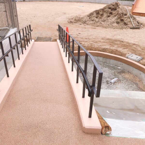 ゴムチップ舗装