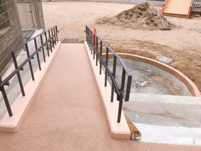 ゴムチップ舗装