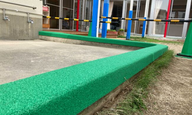 ゴムチップ舗装