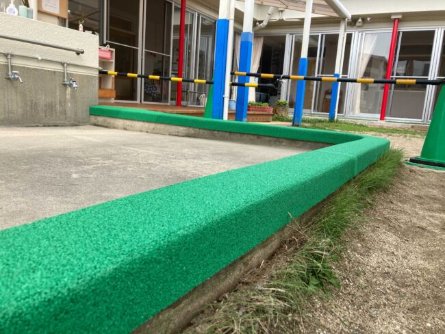 ゴムチップ舗装