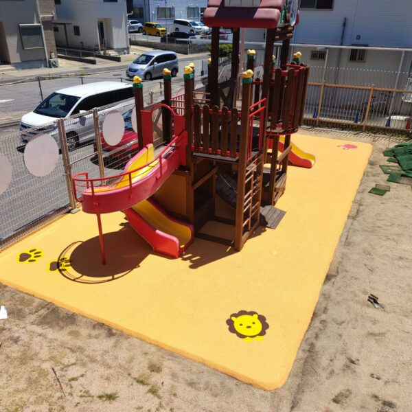 ゴムチップ舗装