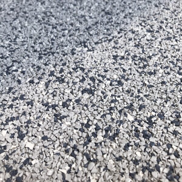 ゴムチップ舗装