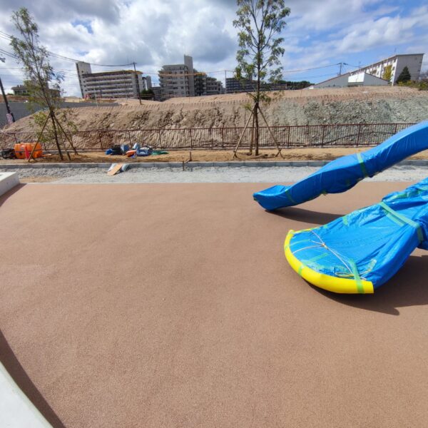 ゴムチップ舗装