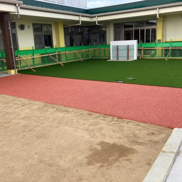 ゴムチップ舗装