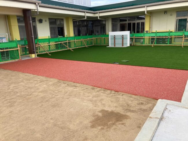 ゴムチップ舗装