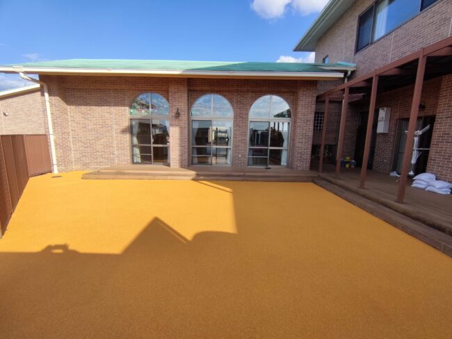 ゴムチップ舗装