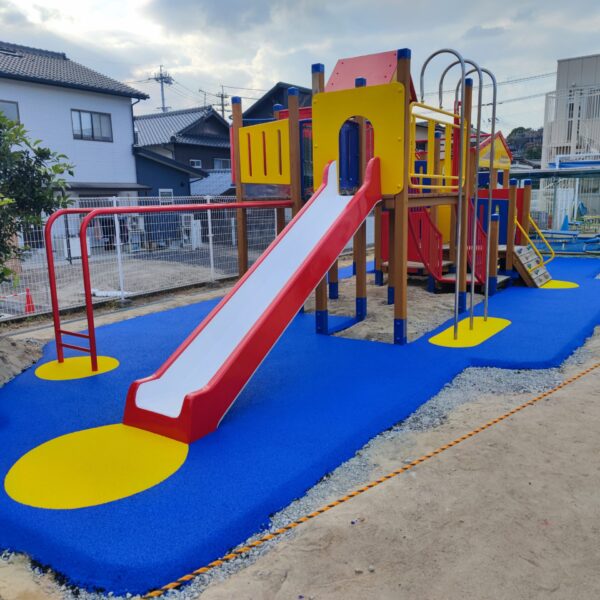 ゴムチップ舗装