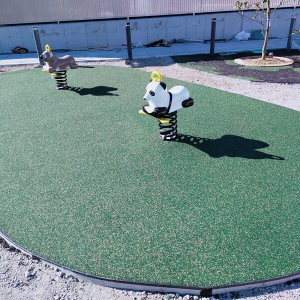 和歌山県公園20 ソフトグラウンド 砂場枠タイプ ゴムチップ舗装