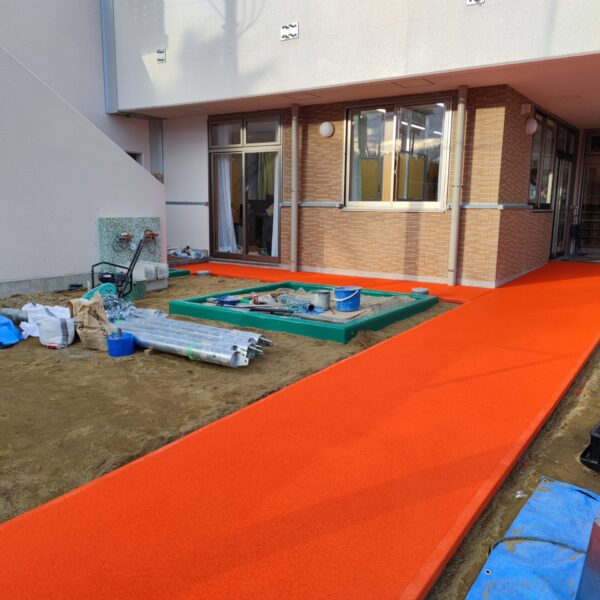 兵庫県西宮市保育施設 ソフトグラウンド 砂場枠タイプ ゴムチップ舗装