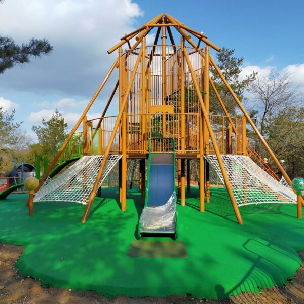 広島県庄原市 国立公園 ゴムチップ舗装 ソフトグラウンド