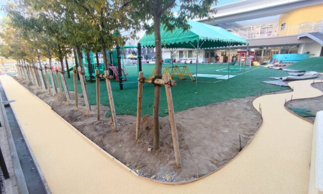 ゴムチップ舗装　ソフトグラウンド