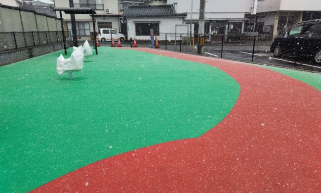 ゴムチップ舗装　ソフトグラウンド