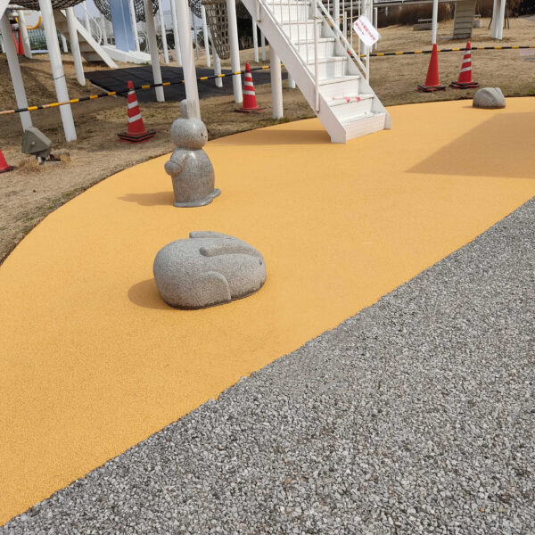 ゴムチップ舗装　ソフトグラウンド