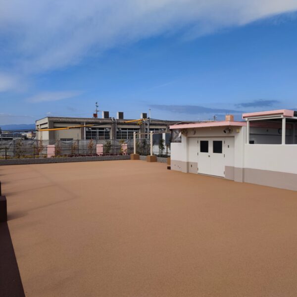 兵庫県尼崎市 保育施設 ゴムチップ舗装 ソフトグラウンド