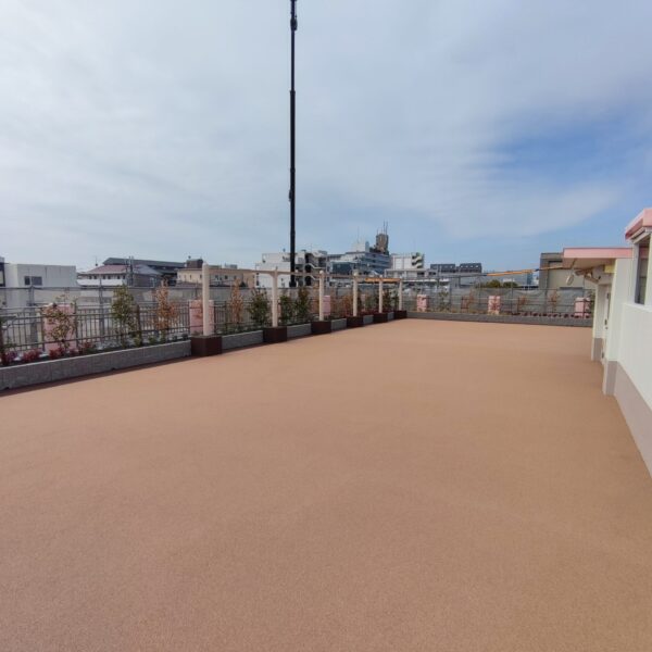 兵庫県尼崎市 保育施設 ゴムチップ舗装 ソフトグラウンド