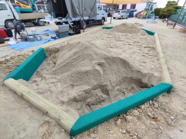 ゴムチップ舗装　ソフトグラウンド