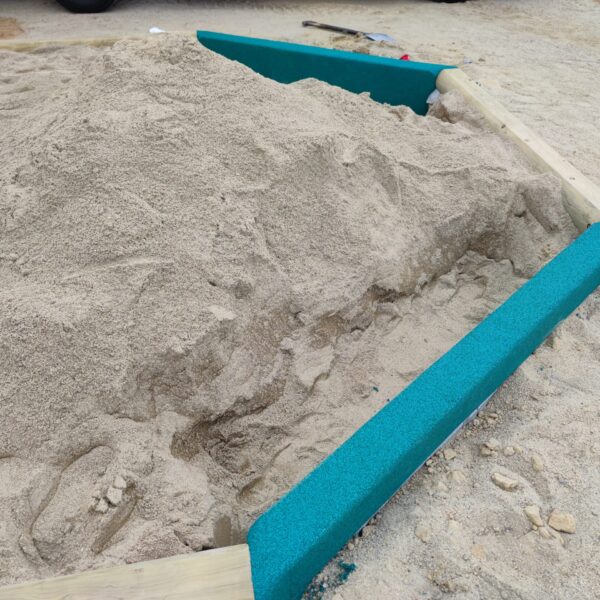 ゴムチップ舗装　ソフトグラウンド