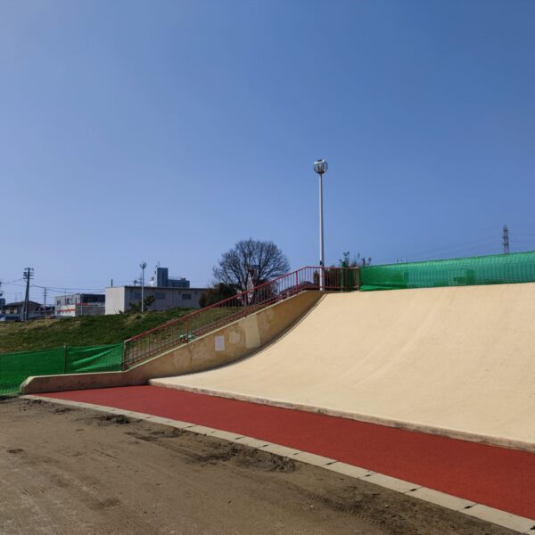 ゴムチップ舗装　ソフトグラウンド