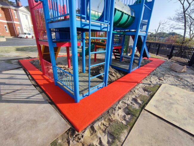 ゴムチップ舗装　ソフトグラウンド